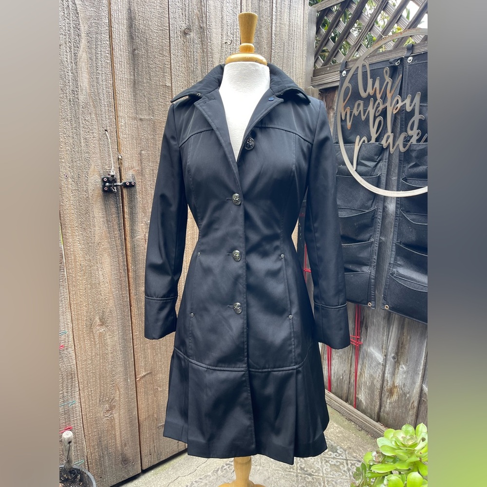 Elegant & Stunning Fitted Calvin Klein Black Women's Coat - pleated hem and tie.